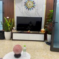 Bán Nhà Khương Đình Trung Tâm Quận Thanh Xuân –Ô tô tránh 30m - Kinh Doanh – Diện Tích 42m2 x 5 Tầng Giá 6.8 Tỷ