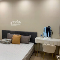 Chính Chủ Bán Căn 2 Phòng Ngủ+ 2 Vs Tầng Cao View Ngoài Full Đầy Đủ Nội Thất Giá 1,5Xx Tỷ Liên Hệ: 0931838555