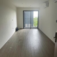 Chính chủ cần tiền bán gấp căn studio Tây Bắc, tòa P2, ban công ko chắn - giá tốt nhất thị trường