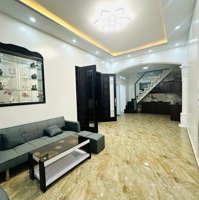 Bán Nhà Phố Nguyễn Công Trứ - Lê Chân - Hải Phòng Vị Trí Đẹp Trung Tâm Sầm Uất 42M2 Giá Bán 2Ty160