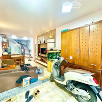 Bán Nhà Tứ Liên, Nhà Dân Xây, Ô Chờ Thang Máy, 41M2, 5 Tầng, 6.4 Tỷ