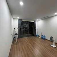 Cho Thuê Căn Hộ Chung Cư Terra An Hưng 2 Ngủ 74M2 Cơ Bản 11 Triệu Tầng Đẹp