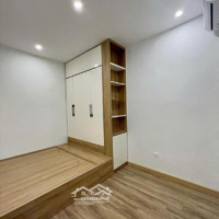 Bán Nhà Đào Tấn Linh Lang 40M2, Ô Tô Đỗ Cửa, Nội Thất Nhập, Chỉ 7 Tỷ!