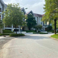 Biệt Thự Ciputra Khu Q Vip -Diện Tích370M2Mặt Tiềnrộng, View Đẹp, Giá Tốt - Liên Hệ: 0986 436 161
