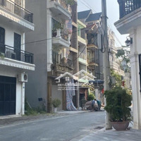 Bán Đất Khu Phân Lô Phố Hồng Tiến - Long Biên 80M2 Mặt Tiền 4,3M Sổ Vuông Giá: 17.5 Tỷ