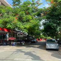 Bán Nhanh Lô Góc Diện Tích 103.5M2 Ngang 6M, Ngay Đỗ Xuân Hợp, Cách Ga Metro 500M Giá Chỉ 9,1 Tỷ Tl