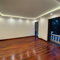 Cho Thuê Biệt Thự Nguyễn Cơ Thạch, 200M2, 4 Tầng + 1 Hầm, Lô Góc, Nhà Mới, 75 Triệu/Th