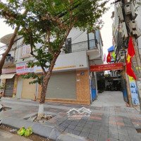 Bán Nhà Lô Góc Mặt Đường Trần Quang Khải, View Toàn Nhà Brg - 11 Tỷ - 35M2