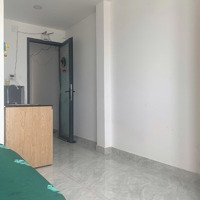 Phònghẽm Xe Hơicó Thang Máy Ngay Bờ Kè Pn Giáp Q3, Q. Tân Bình, Q10