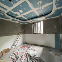 Bán Căn Hộ Mới Xây, Cho Thuê Kín Phòng, Cách Phố 10M, Ngõ Rộng Thông Trung Tâm Tây Hồ.