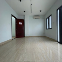 Cho Thuê Nguyên Căn 4 Tầng (Bán Hầm) - Thích Hợp Cho Việc Làm Văn Phòng (Để Xe Máy Nhiều)
