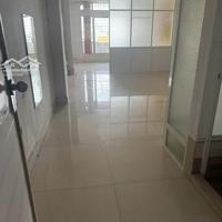 Cho Thuê Nhà Mặt Phố Cộng Hòa, 60 Triệu, 112M2, 6 Phòng Ngủ 6 Vệ Sinh 4 Tầng, Mặt Tiền 30M