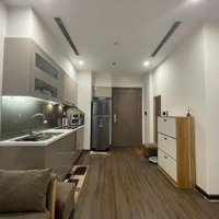 Bán Nhà Chính Chủ - Vị Trí Đẹp - Ngã 4 Vinhomes Riversidediện Tíchhơn 60M2 Giá Siêu Tốt