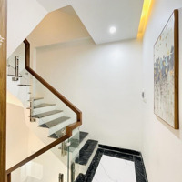 Nhà Đẹp Xây Mới Phố Mễ Trì, 5 Tầng, Ngõ Nông, Full Nội Thất, Giá: Nhỉnh 6 Tỷ, Liên Hệ: 0978685116