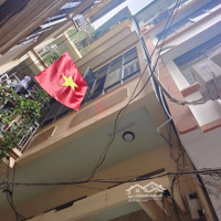 Chỉ 10 Tỷ Có Nhà Phân Lô Phố Lý Nam Đế, Hoàn Kiếm 2 Mặt Thoáng. Cách Phố 20M, Có Vỉa Hè. Sổ Riêng.