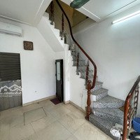 Cho Thuê Nhà Nguyên Căn Hoặc Lẻ Mặt Đường Võ Chí Công 3.5 Tầng Mặt Bằng 14M2 3M Mặt Tiền