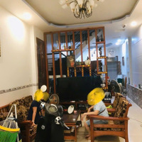 Nhà 4 X 16M 2 Lầu 4 Phòng Ngủ / Hẻm Xe Hơi Đường Nguyễn Hữu Tiến.