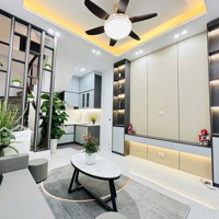 Bán Nhà Đẹp, Ở Ngay, 2 Mặt Thoáng Trước Sau Tại Ngõ Văn Hương, Đông Đa, 20M, Giá Bán 4 Tỷ 800