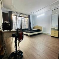 Phòng 33M2 Riêng 1 Tầng Cửa Lớn Có Ban Công Phía Trước, Giờ Giấc Tự Do