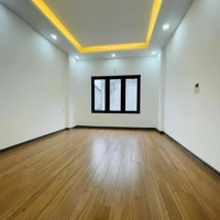 Siêu Phẩm, Nhà 5 Tầng Cổ Nhuế, Cách Đường Ô Tô Vài Bước Chân, Ngõ Thông Thoáng, Nhà Mới Toanh