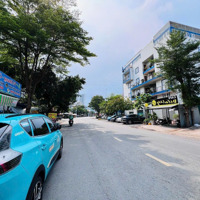 Bán Nhà Phốmặt Tiềnđường Kdc Nam Long Phú Thuận Quận 7. Dt: 4 X 20M (4 Tầng), Giá Bán 16,8 Tỷ