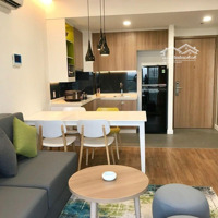 Bán Gấp Căn Hộ Chung Cư Gold View Quận 4. Diện Tích: . 117M2. 3 Phòng Ngủ 2 Vệ Sinhgiá Bán. 6,8Ty. Liên Hệ:. 0907 909 929 Hùng