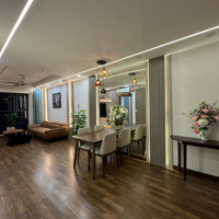 Chính Chủbasn Căn Hộ Chung Cư 69M2, 6,1 Tỷ Tại Hà Nội Center Point, Full Nội Thất