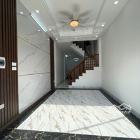 Bán Nhà 33M2-Full Nội Thất Đường 4M Ô Tô Đậu Cửa Giáp Ql6-Nhà Văn Hóa Hồ Điều Hòa Sổ Đỏ Chính Chủ
