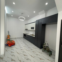 Bán Nhà 33M2-Full Nội Thất Đường 4M Ô Tô Đậu Cửa Giáp Ql6-Nhà Văn Hóa Hồ Điều Hòa Sổ Đỏ Chính Chủ