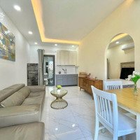 Căn Hộ 1 Phòng Ngủ Rộng Hơn 40M2 Full Nội Thất, Máy Giặt Riêng. Gần Emart Phan Huy Ích