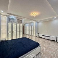 Bán Nhà Bồ Đề 60M2* 6 Tầng* 12.2 Tỷ,View Hồ, Ô Tô Đỗ Cửa.