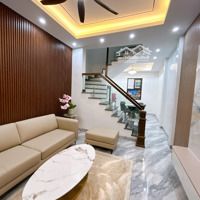Cực Phẩm! Đường Láng - Chùa Láng - Ngõ Phân Lô, 2 Thoáng Trước Sau, Full Nội Thất 45M2*4T*3,8M Mt