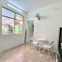 Phòng Trọ Tách Bếp Có Gác, 2 Chỗ Ngủ, Full Nội Thất Gần Phan Xích Long, Ban Công View Thoáng