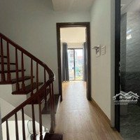 Bán Nhà 40M2 Đường Bát Khối, Long Biên Đủ 4 Ngủ, Ô Tô Đỗ Cửa Giá Chỉ 4.6 Tỷ
