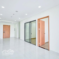 (Full Thuế + Phí), Căn 2Pn 1 Vệ Sinh1 Tỉ 690 , Không Phát Sinh , Tặng Full Nội Thất ,Tầng Thấp Trung, Shr