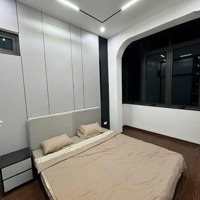 Nhà Siêu Đẹp . Tây Sơn Đống Đa . Cách Mặt Phố 30M . Tắng Full Nội Thất.
