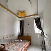 Cho Thuê Nhà Nguyên Căn Vincom-Dĩ An-Bình Dương- 1 Trệt -2 Lầu Full Nội Thất Máy Giặt, Tủ Lạnh..