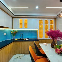 Bán Nhà Mặt Tiền - Trung Tâm Bà Chiểu - 5 Phòng Ngủ- Thiết Kế Hiện Đại