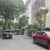 Duy nhất 1 căn nahf 4,5 tầng dãy B5 khu quân đội 918 Phúc Đồng giá chỉ 11,7 tỷ định cư được ngay