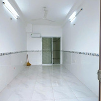 Cho Thuê Nhà 4 Phong Ngủ Đoàn Văn Bơ Quận 4