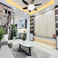 Nhà Mới Đẹp- Ở Ngay - Văn Hương - Đống Đa - Diện Tích: 26M2/5 Tầng /3,5Mmt *Bán 4,95Tỷ