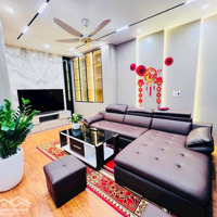 Bán Nhà Lâm Du. 50M2 * 5 Tầng * 9,5 Tỷ. Lô Góc, Full Nội Thất.