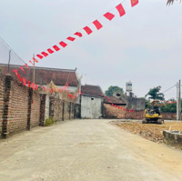 Em Có Lô Đất Muốn Bán 324M2 Có 150M2 Đất Ở. Lô 2 Mặt Tiền. Quốc Oai Hà Nội. Đường Rộng Thông Thoáng