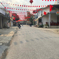 Em Có Lô Đất Muốn Bán 324M2 Có 150M2 Đất Ở. Lô 2 Mặt Tiền. Quốc Oai Hà Nội. Đường Rộng Thông Thoáng