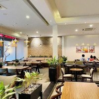 Cho Thuê Mặt Bằng Bề Ngang Rộng 20M Mặt Tiền Đường Nguyễn Văn Cừ