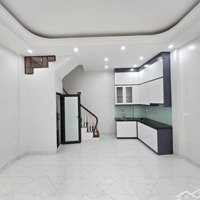 Nhà Đẹp Dân Xây Cần Bán Gấp - Ngõ Quỳnh - Hai Bà Trưng Nhỉnh 6 Tỷ. Diện Tích 45M2 4 Tầngmặt Tiềnđẹp