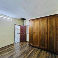 Bán Tập Thể Giảng Võ, Núi Trúc , Hào Nam- Tt Ba Đình-39/85M X3Pn/ 2 Vệ Sinh- Ở Luôn- Giá Bán 4,2 Tỷ.