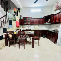 Nhà Mặt Tiền Sát Đ. Chương Dương - Ngang 5.5M -Diện Tíchđất Cn 109M2 Xe Hơi Ngủ Trong Nhà - Nội Thất Gỗ