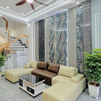 Quá Hiếm Phố La Thành, Nhà Mới Lô Góc Thoáng Sáng, Cách Ô Tô 5M, Sát Phố,Diện Tích30M2 * 4 Tầng