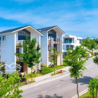 Bán Biệt Thự View Bể Bơi Tại Thung Lũng Nghỉ Dưỡng 5* Legacy Hill, 320M2, Giá Bán 8 Tỷ. Liên Hệ: 0826218668